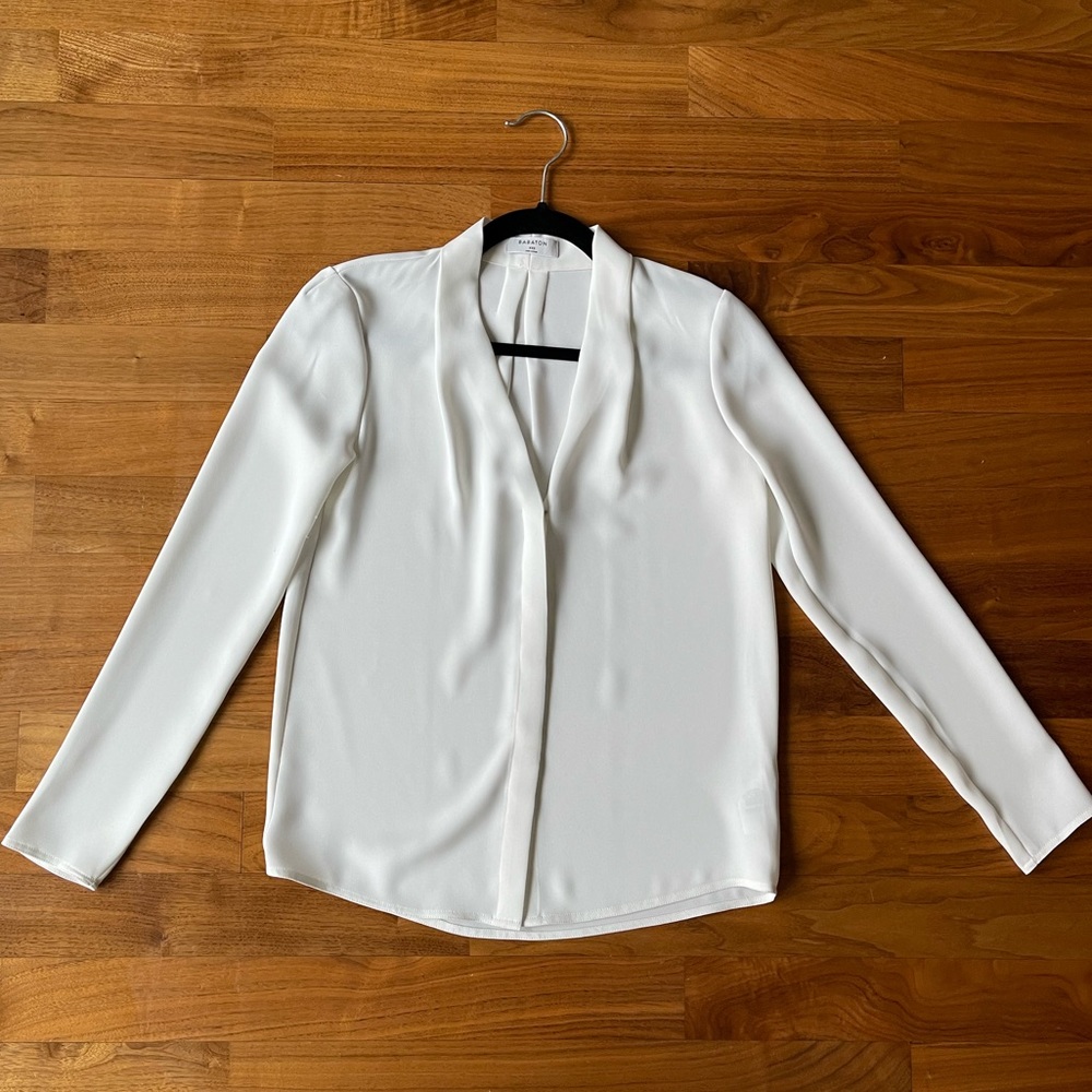 Aritzia Babaton Blouse
